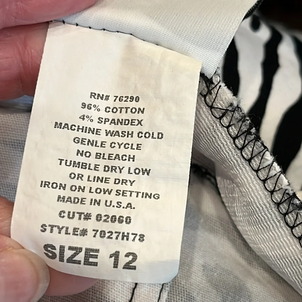 California Concepts Zebra print sleeveless dress. Sz 12 Great for Summer - Picture 15 of 16